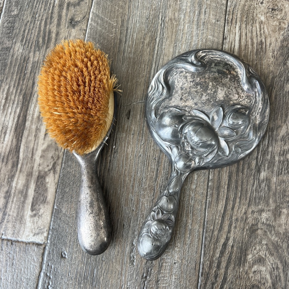 Antique‎ American Silver Plate Co. Hand Mirror Brush Set Floral Vanity Nouveau
